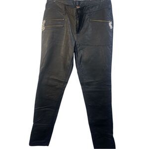 Elegant Black Ankle Zip Pleather Pant for Women